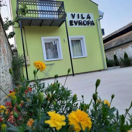 Апартаменти Vila Evropa Сомбор Екстер'єр фото